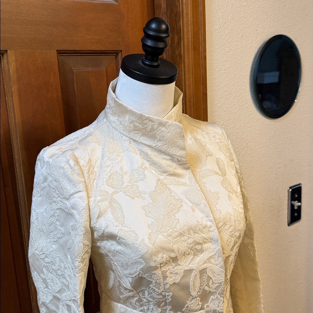 PRICE FIRM NWT Valentino Roma Beige Textured  Blazer & Skirt Set Size 40|4 - Picture 10 of 13